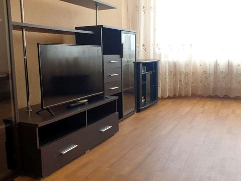 квартира за адресою Миколи Бажана просп., 12