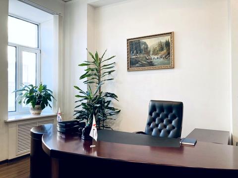 коммерческая по адресу Евгения Чикаленко ул. (Пушкінська), 21