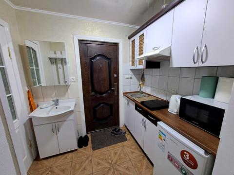 квартира за адресою Іванни Блажкевич вул., 1