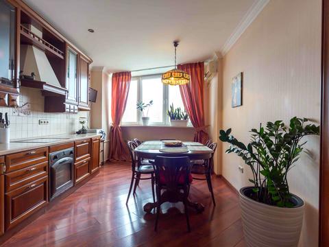 квартира по адресу Миколы Бажана просп., 10