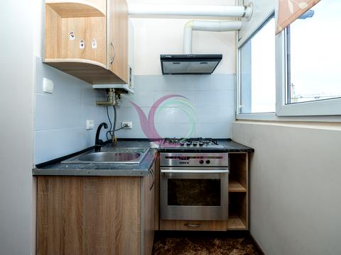 квартира за адресою Хотинська вул., 12