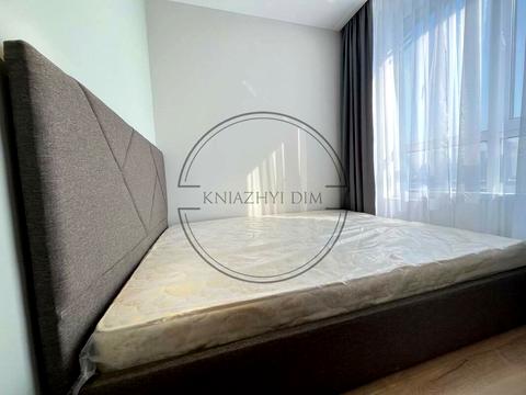 квартира за адресою Дніпровська набережна вул., 17-К