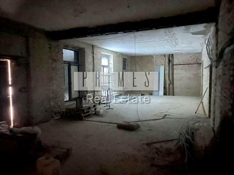 комерційна за адресою Кловський узвіз, 10