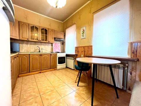 будинок за адресою Києво-Мироцька вул.