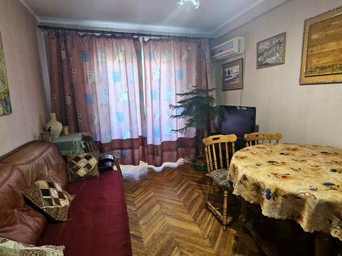 квартира за адресою Раїси Окіпної вул., 5