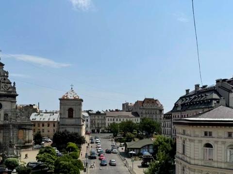 квартира по адресу Львов, Галицкая пл., 7