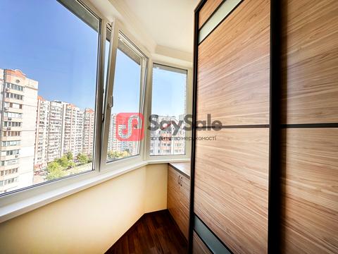 квартира за адресою Анни Ахматової вул., 35-Б