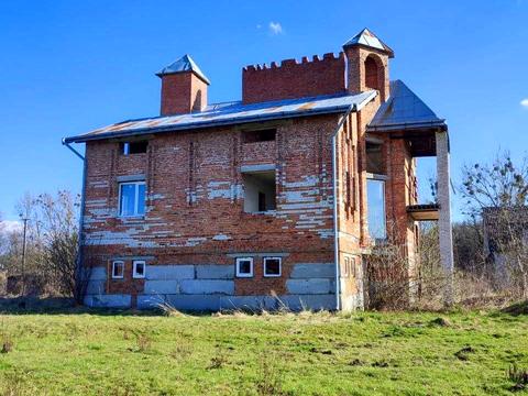 будинок за адресою Лісна