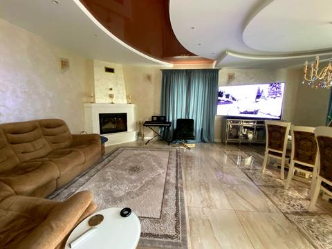 будинок за адресою Богдана Хмельницкого вул., 1