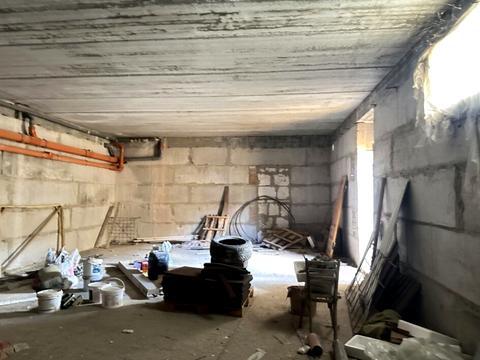комерційна за адресою Садова вул., 22-Б