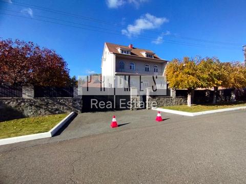 будинок за адресою Незалежності вул.