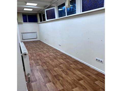 комерційна за адресою Дегтярівська вул., 26