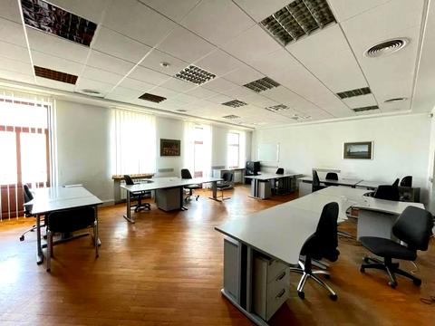 комерційна за адресою Велика Васильківська вул. (Червоноармійська), 15/2