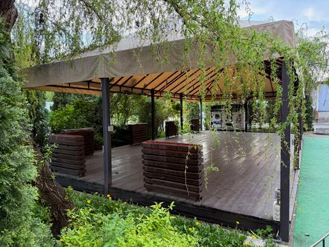 комерційна за адресою Срібнокільська вул., 12