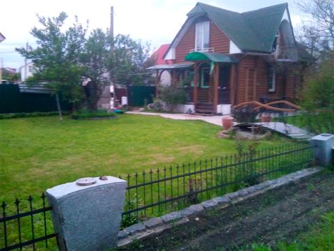 будинок за адресою Орхідейна, 1