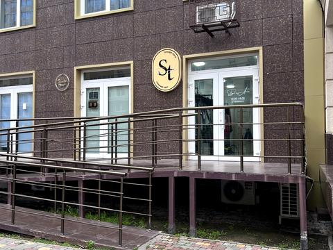 коммерческая по адресу Перлинна вулиця, 41