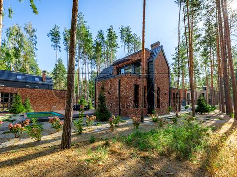 будинок за адресою Лебедівка