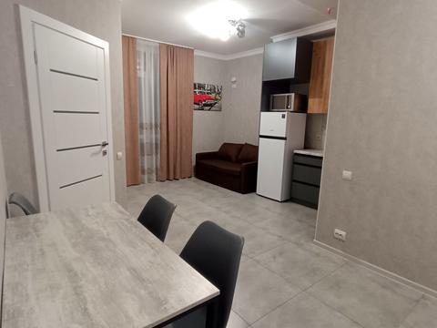 квартира за адресою Кришталева, 1А