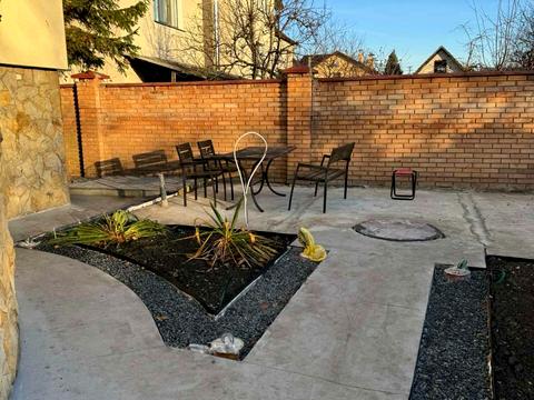 дом по адресу Долинная ул., 9