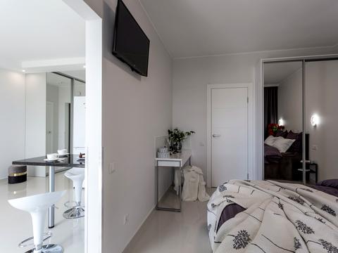 квартира за адресою Зарічна вул., 6