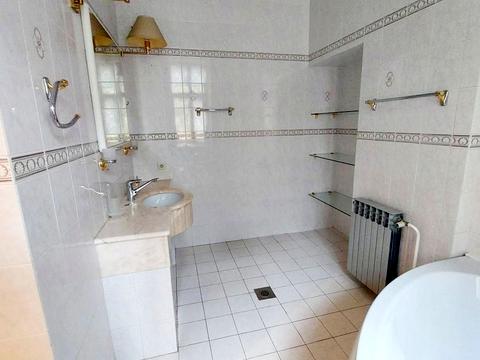 коммерческая по адресу Французский бульв., 11