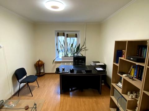 квартира за адресою Одеса, Тополина вул., 18
