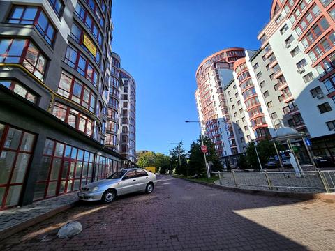 комерційна за адресою Василя Симоненка вул., 3А