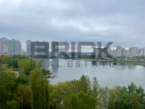 квартира за адресою Миколи Бажана просп., 1-М