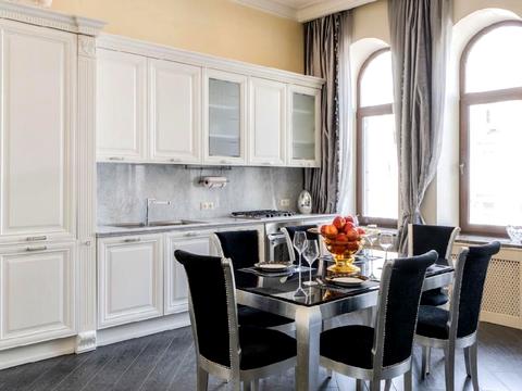 квартира за адресою Шота Руставелі вул., 32