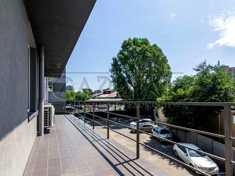 комерційна за адресою шос. Залізничне, 2