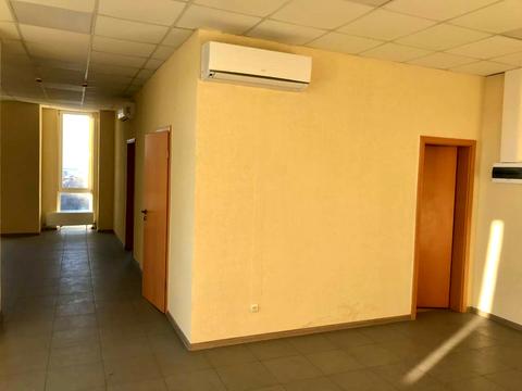 комерційна за адресою Мечникова вул., 19