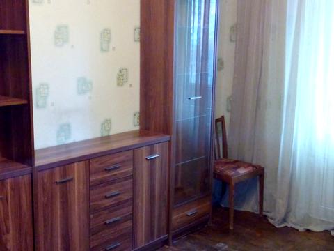 квартира за адресою Богатирська вул., 8