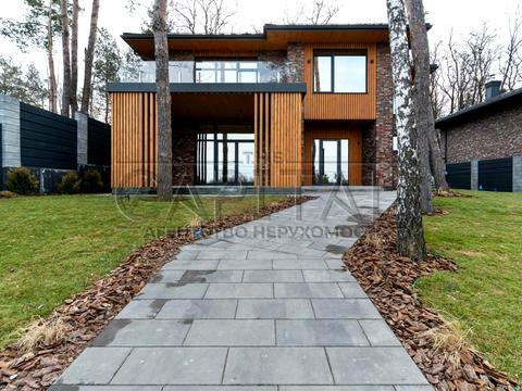 дом по адресу Звенигородская ул.