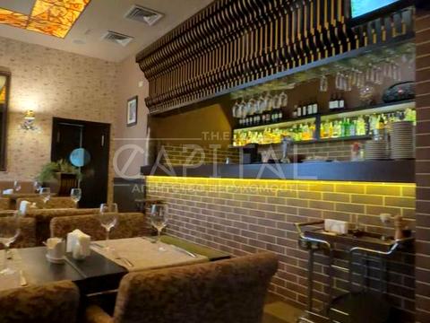 комерційна за адресою Срібнокільська вул., 12