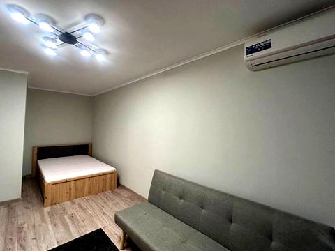 квартира за адресою В'ячеслава Чорновола вул., 30