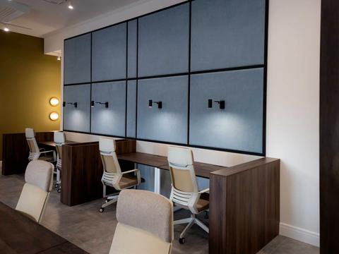 комерційна за адресою Богдана Хмельницького вул., 32