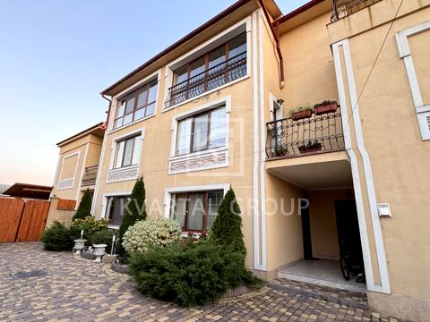 будинок за адресою Янтарна вул., 1