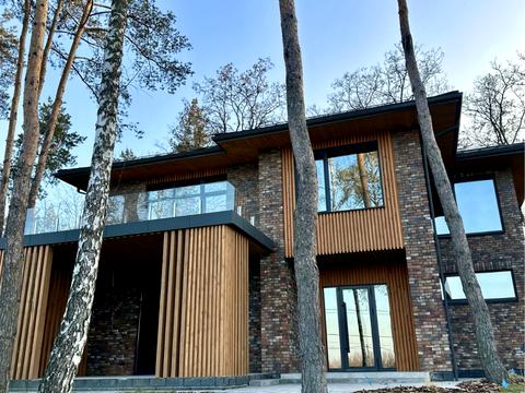 будинок за адресою Віта Поштовп