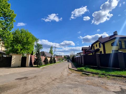 участок по адресу Литовський просп. (Мінський)