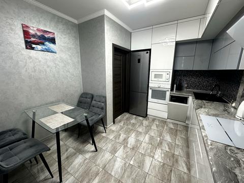 квартира по адресу Василия Стуса ул., 32