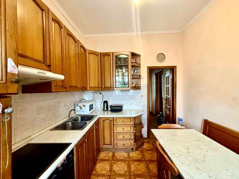 квартира за адресою Дмитра Яворницького просп. (Карла Маркса), 88