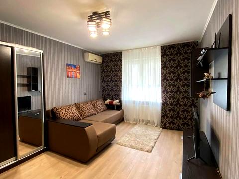 квартира за адресою Сергія Данченка вул., 5