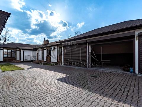 будинок за адресою Святищенська вул.