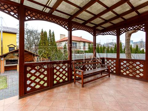 будинок за адресою Порічкова вул., 170