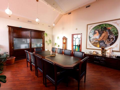 будинок за адресою Олександра Бринжали вул. (Тешебаєва), 57