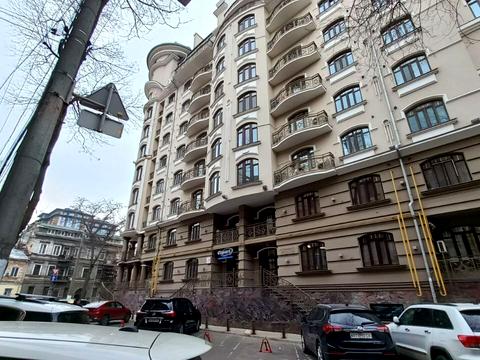 коммерческая по адресу Маразлиевская ул., 7