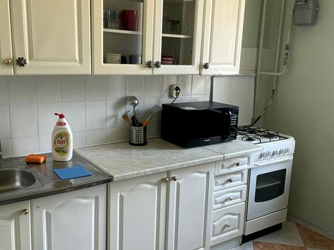 квартира за адресою Лариси Руденко вул., 15