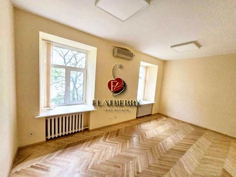 комерційна за адресою Кловський узвіз (Кловський), 14/24