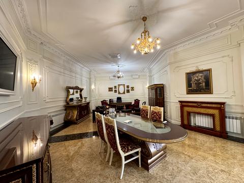 комерційна за адресою Генуезька вул., 5б