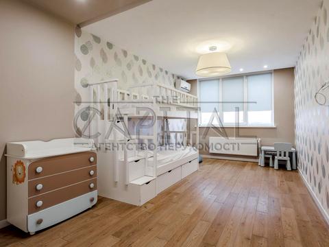 квартира за адресою Київ, Казарменна вул. (Григорія Андрющенка), 6б